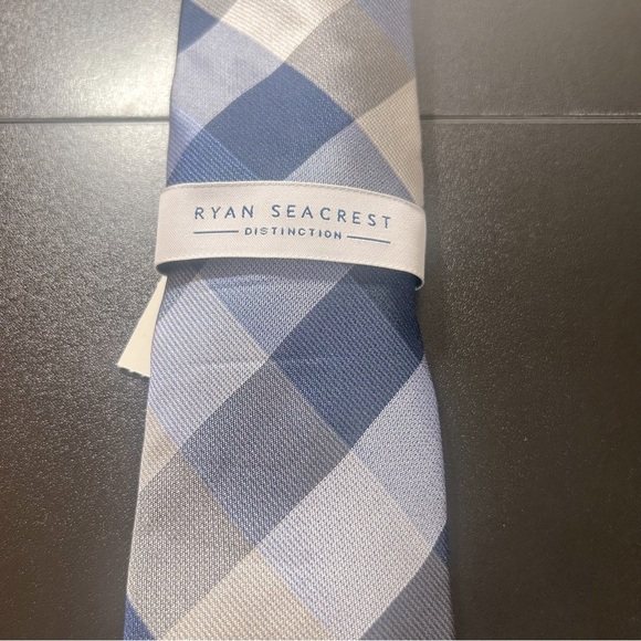 Ryan Seacrest Tie Distinction Blue Weho Check NWT - Picture 2 of 3